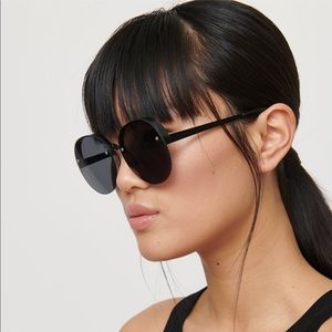 Dynamite oversized round sunglasses